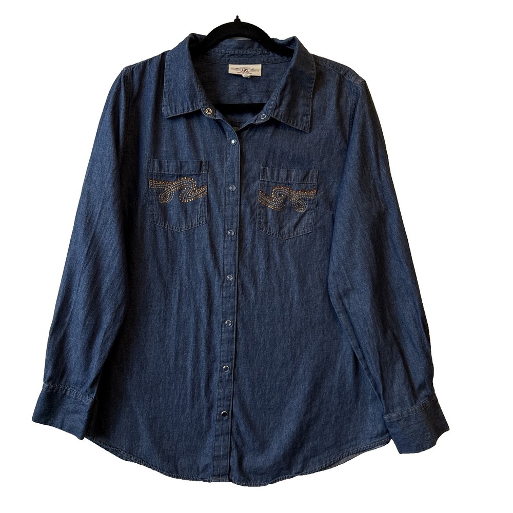 DG2 Blue Denim Chambray Embellished Rhinestone Snap Button Up Lg Western Cowgirl
